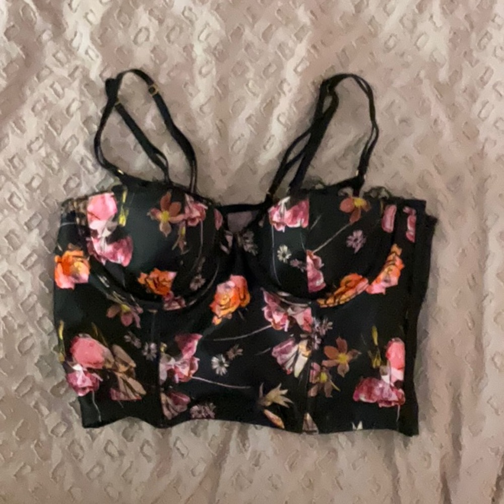 Very sexy top!